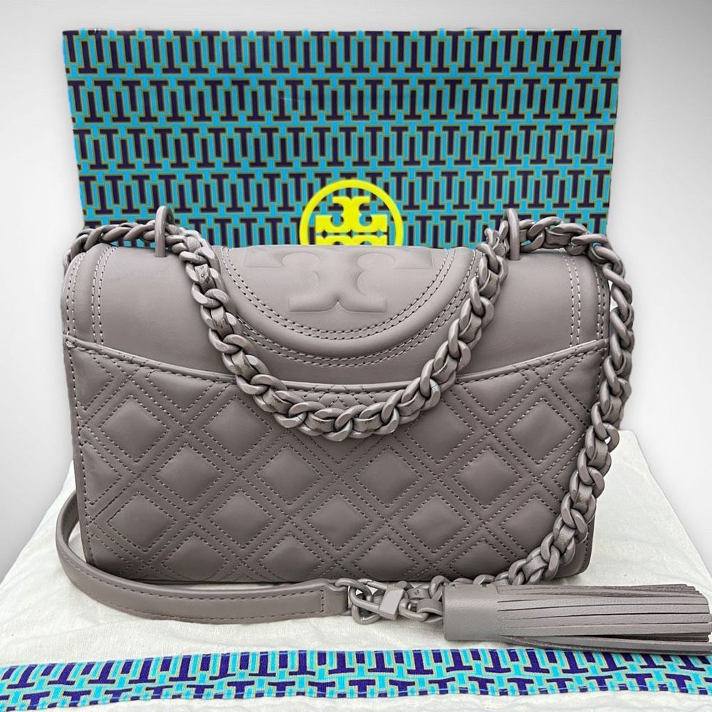 AUTH. Tory Burch Fleming Matte Small Shoulder Bag $498 - Picture 8 of 17